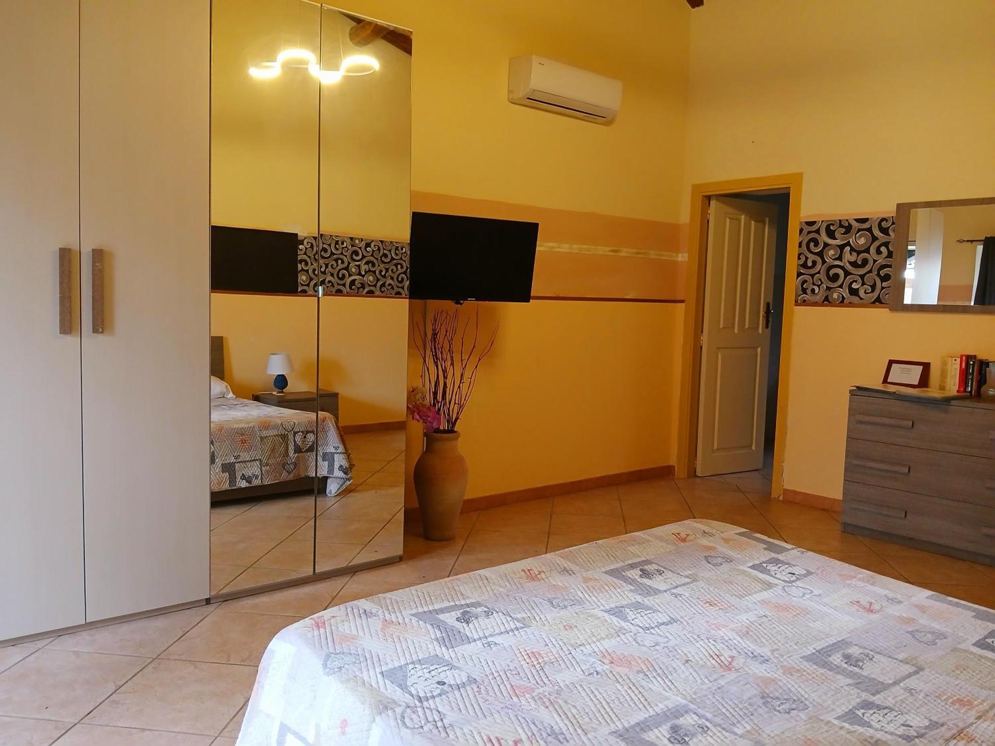 Villa Laura Apartment Giardini Naxos Exterior photo