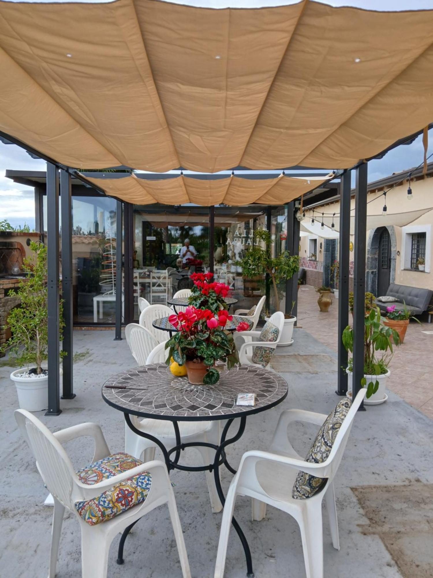Villa Laura Apartment Giardini Naxos Exterior photo