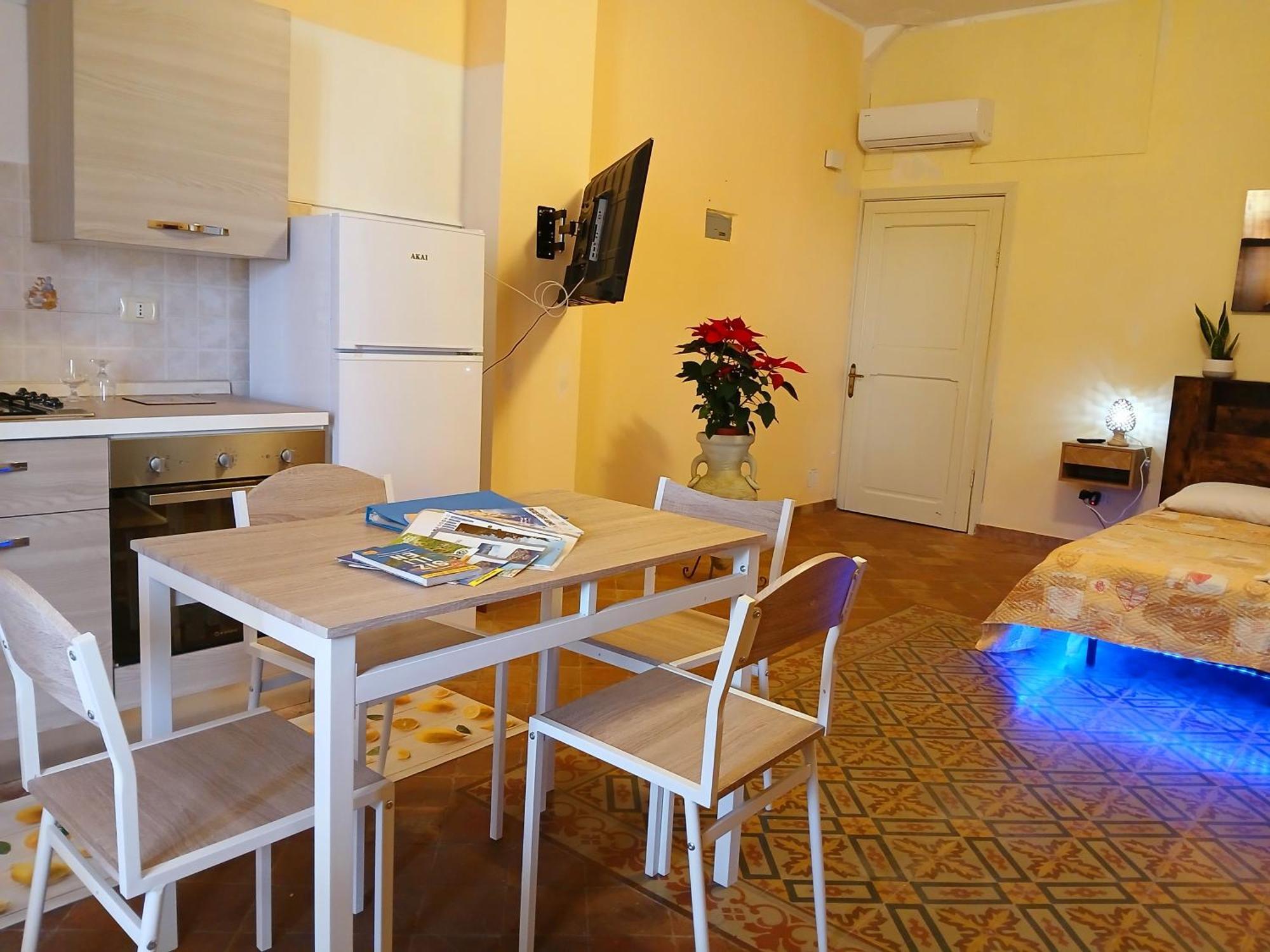 Villa Laura Apartment Giardini Naxos Exterior photo